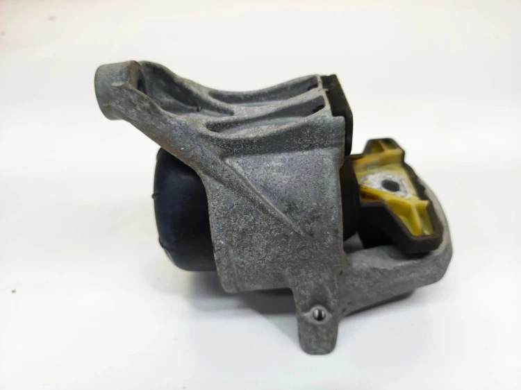 ŁAPA WSPORNIK PODUSZKA SILNIKA PRAWA AUDI A4 B9 A5 8W 2.0 TFSI 8W0199372CR