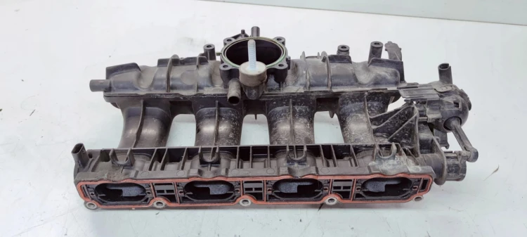 KOLEKTOR SSĄCY AUDI A4 B8 A5 8T Q5 8R 2.0 TFSI 06H133185AE