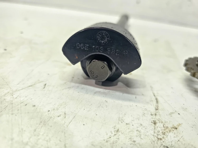 WAŁEK BALANSUJĄCY AUDI A6 C7 A7 S4 S5 3.0 TFSI CRE 063103303K