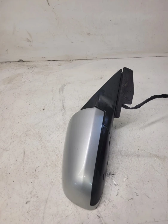 LUSTERKO PRAWY PRZÓD AUDI A3 8P3 LY7W 5 PIN UK 3D