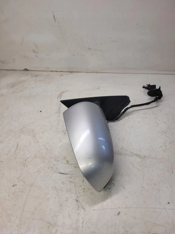 LUSTERKO PRAWY PRZÓD AUDI A3 8P3 LY7W 5 PIN UK 3D
