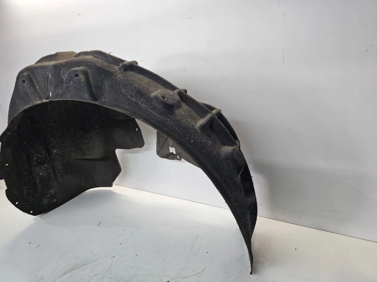 NADKOLE PRAWY TYŁ AUDI Q3 8U 8U0810172A