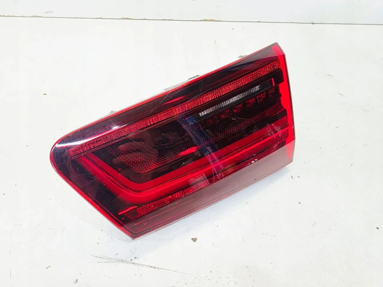 LAMPA PRAWY TYŁ LED W KLAPĘ AUDI A6 C7 LIFT AVANT 4G9945094E