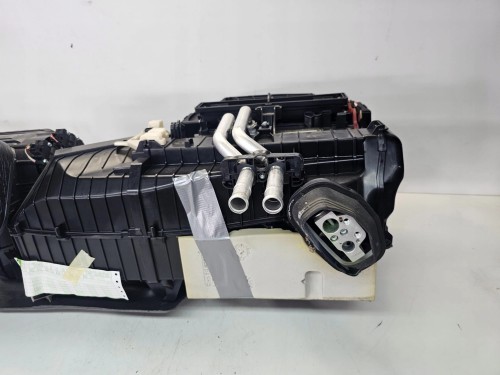 NAGRZEWNICA KOMPLETNA AUDI A4 B8 Q5 8K1820005AS