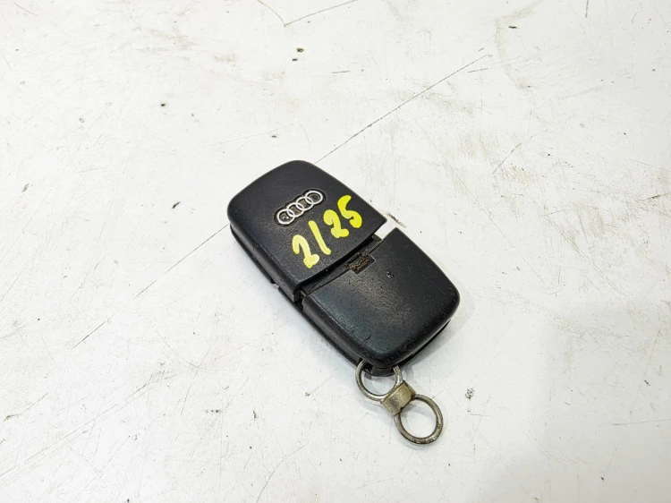 KLUCZYK PILOT SCYZORYK AUDI A3 8P 8P0837231 434MHZ 2/25