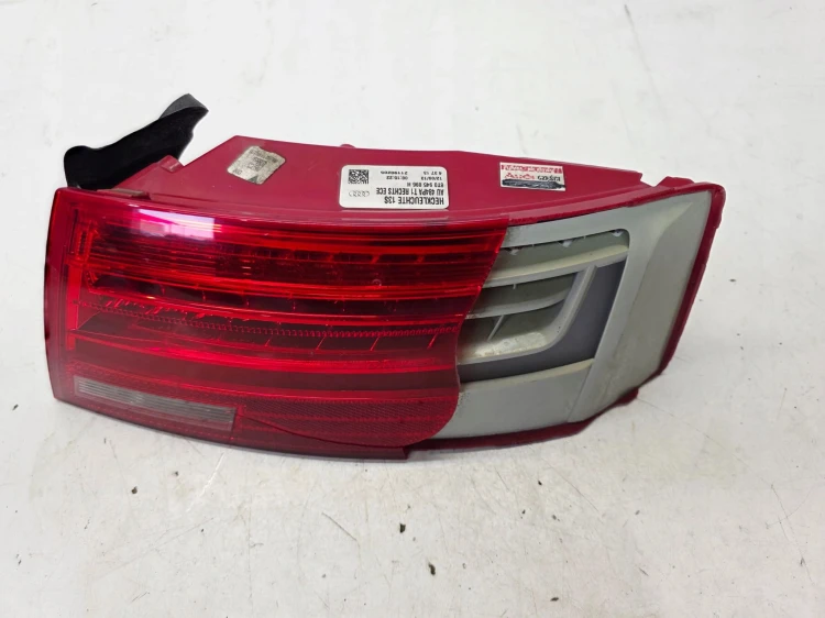 LAMPA PRAWY TYŁ Z BŁOTNIKA LED AUDI A5 8T LIFT 8T0945096H USZKODZONA