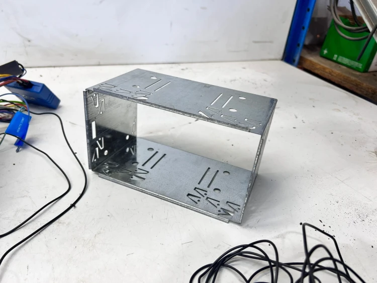 RADIO 2 DIN KENWOOD DPX-7200DAB AUDI A3 8P