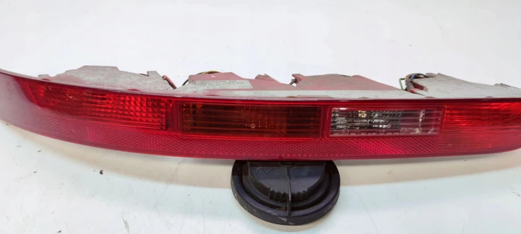 LAMPA LEWY TYŁ W ZDERZAK AUDI Q5 8R 8R0945095 ORYGINAŁ