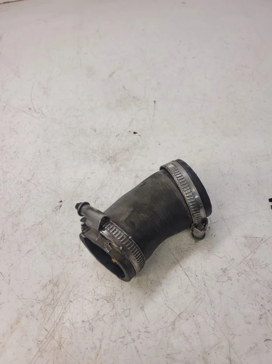 PRZEWÓD WĄŻ INTERCOOLERA AUDI Q3 VW 5N0145828F