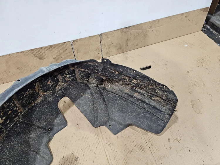 NADKOLE LEWY TYŁ AUDI A3 8V 8V5810171B SEDAN ORYGINAŁ