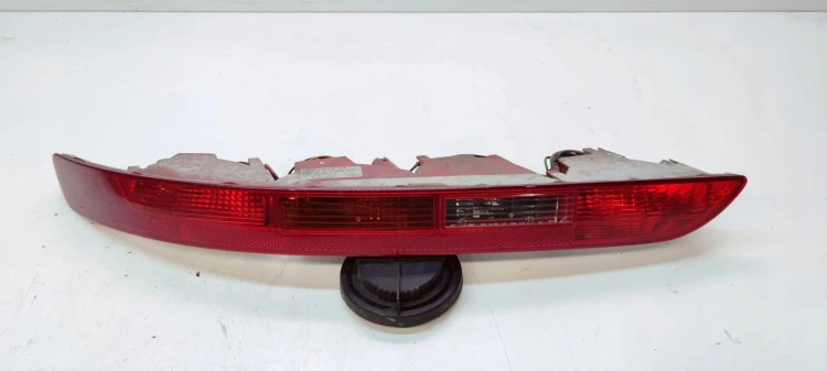 LAMPA LEWY TYŁ W ZDERZAK AUDI Q5 8R 8R0945095 ORYGINAŁ
