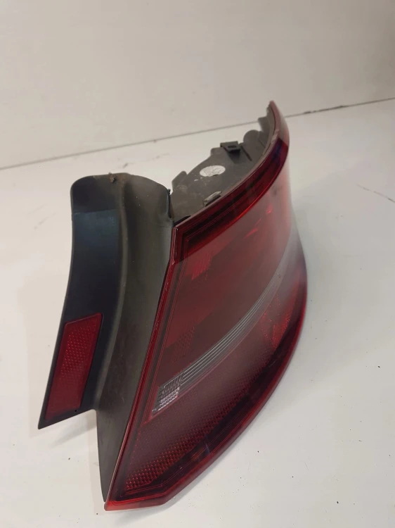 LAMPA PRAWY TYŁ AUDI A3 8V SPORTBACK 8V4945096C