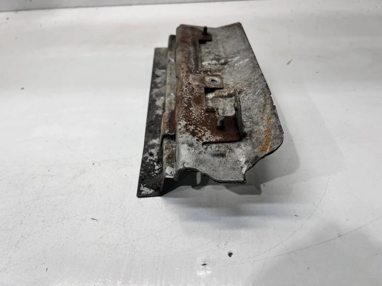 OSŁONA TERMICZNA KOLEKTORA AUDI VW 2.0 TFSI 06H129597K