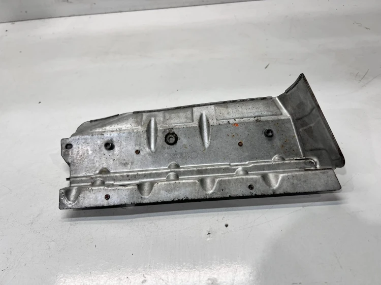 OSŁONA TERMICZNA KOLEKTORA AUDI VW 2.0 TFSI 06H129597K