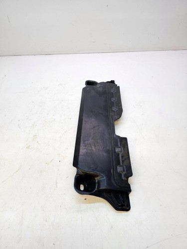 OSŁONA PŁYTA PODWOZIA AUDI A3 8V SEDAN 8V5825230A