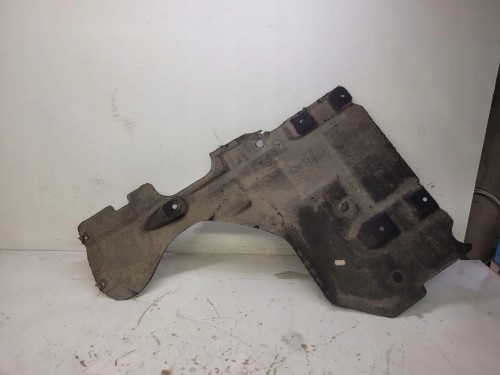 OSŁONA PŁYTA PODWOZIA LEWY T AUDI A8 D4 4H4825213C
