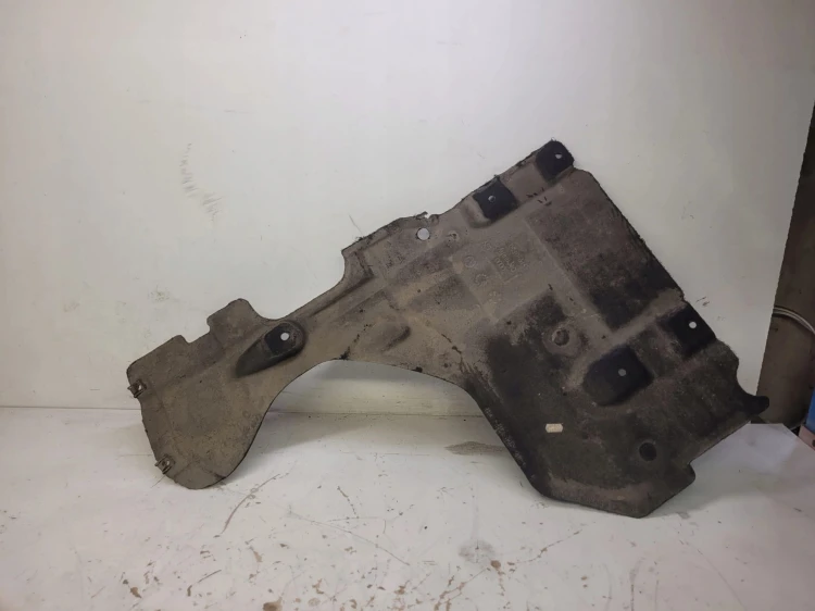 OSŁONA PŁYTA PODWOZIA LEWY T AUDI A8 D4 4H4825213C