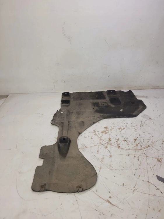 OSŁONA PŁYTA PODWOZIA LEWY T AUDI A8 D4 4H4825213C