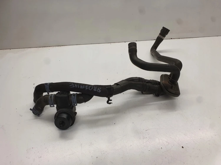 RURA PRZEWÓD WODY AUDI Q5 8R 8R0819345C