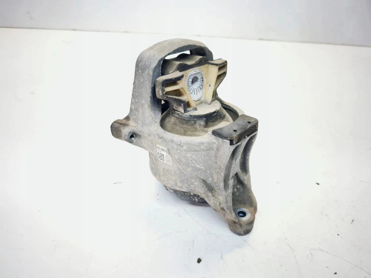 ŁAPA WSPORNIK PODUSZKA SILNIKA PRAWA AUDI A4 B9 A5 8W 2.0 TDI 8W0199372CD