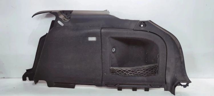 BOCZEK BAGAŻNIKA PRAWY AUDI A4 B8 AVANT 8K9863880
