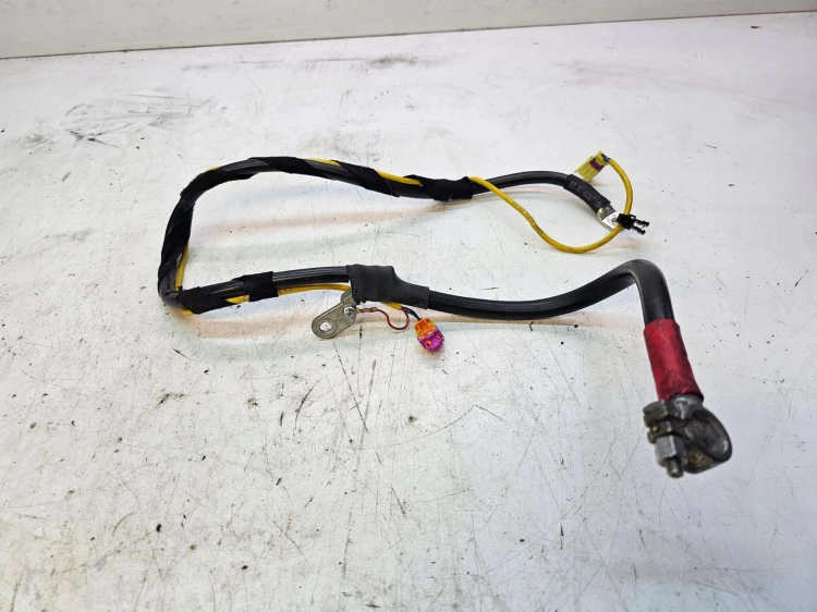KLEMA PLUSOWA AUDI A6 C6 4F0971225F
