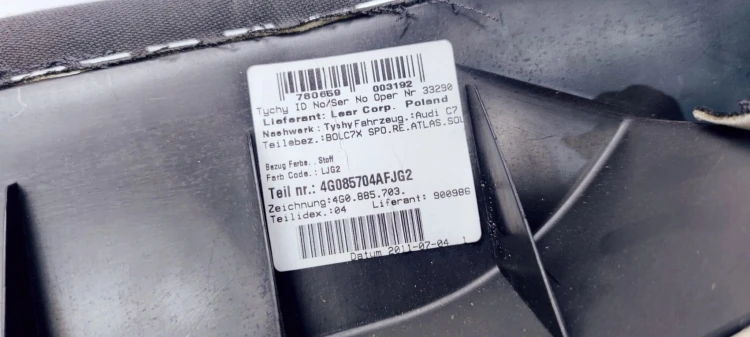 BOCZEK KANAPY TYŁ PRAWY MATERIAŁ AUDI A6 C7 SEDAN AVANT KOMBI 4G085704