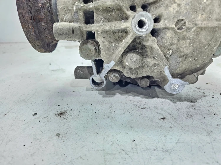 MOST DYFERENCJAŁ DYFER AUDI A4 B7 A6 C6 HNL 2/26