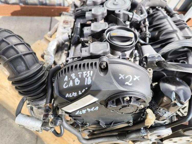 SILNIK KOMPLETNY AUDI A4 A5 Q5 1.8 TFSI CAB CABB *2