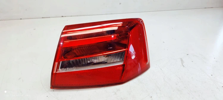LAMPA PRAWY TYŁ W BŁOTNIK AUDI A6 C7 4G5945096