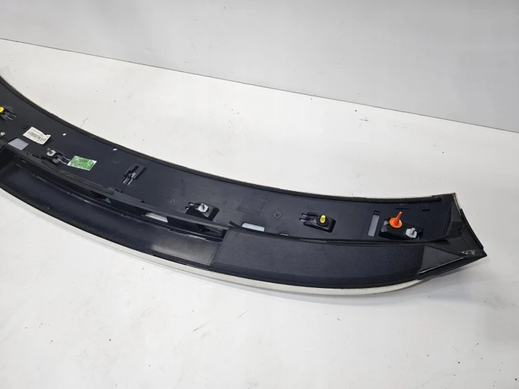 LOTKA SPOILER KLAPY TYŁ AUDI A1 8X 8X3 8X3827933 LY9K