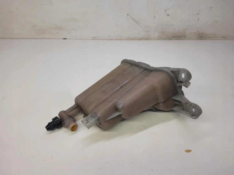 ZBIORNICZEK WYRÓWNAWCZY AUDI A4 A5 Q5 8K0121403Q