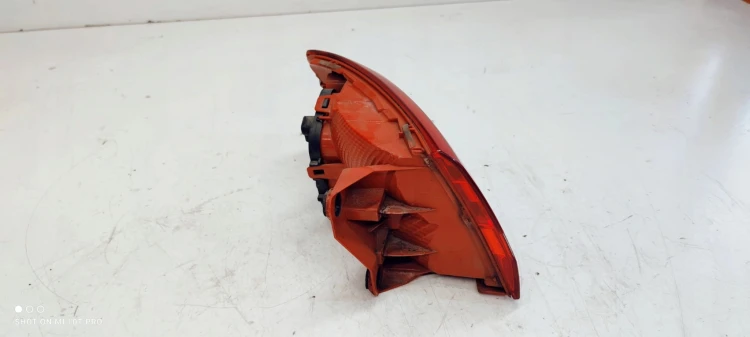 LAMPA PRAWY TYŁ W BŁOTNIK AUDI A6 C7 4G5945096
