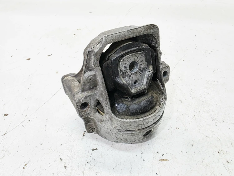 PODUSZKA SILNIKA BEZ CZUJNIKA AUDI A4 B8 A5 8T Q5 8R 8K0199381A