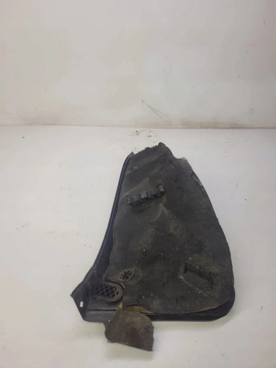 RYNNA PODSZYBIA AUDI Q7 4L 4L0819511C