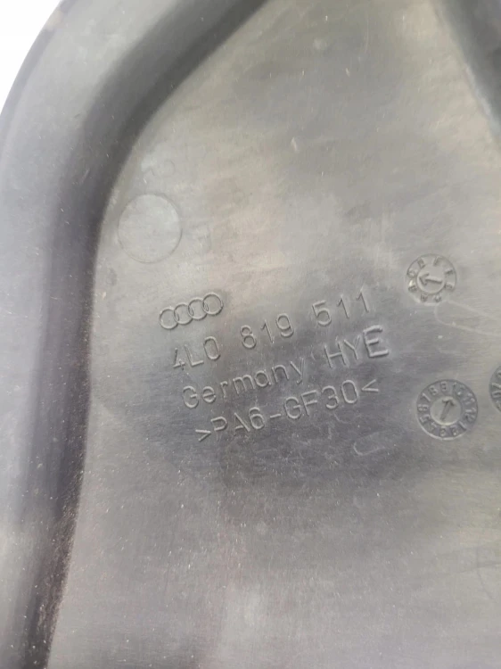 RYNNA PODSZYBIA AUDI Q7 4L 4L0819511C