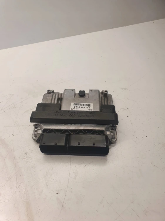 STEROWNIK SILNIKA AUDI A4 B8 1,8 TFSI 8K1907115A
