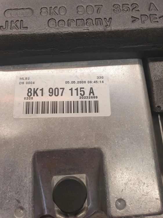 STEROWNIK SILNIKA AUDI A4 B8 1,8 TFSI 8K1907115A