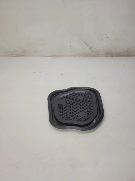 ZAŚLEPKA MASKOWNICA DRZWI PRAWA AUDI A7 4G8837916C