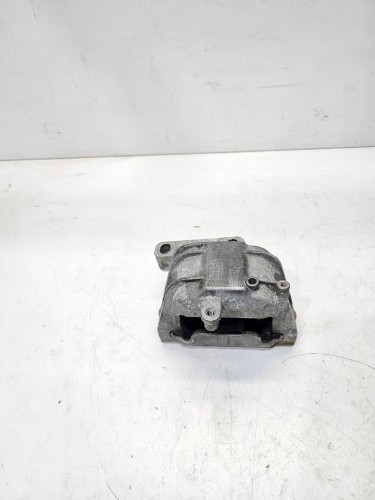 ŁAPA PODUSZKA SILNIKA AUDI VW SEAT SKODA 8J0199262 2.0 TFSI