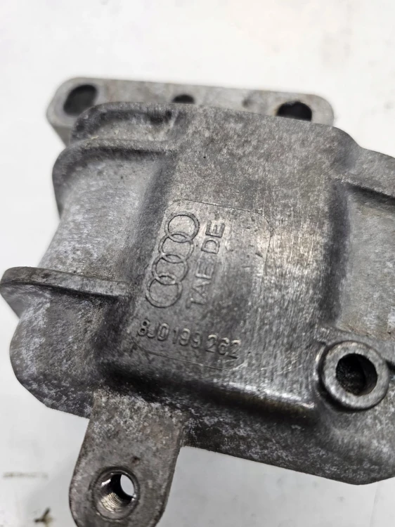 ŁAPA PODUSZKA SILNIKA AUDI VW SEAT SKODA 8J0199262 2.0 TFSI