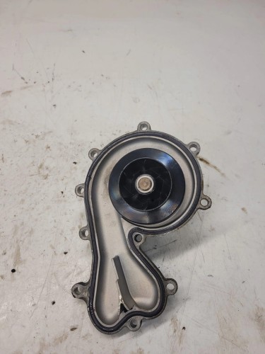 POMPA WODY AUDI A6 C7 A7 A8 D3 3.0 TDI 059121008