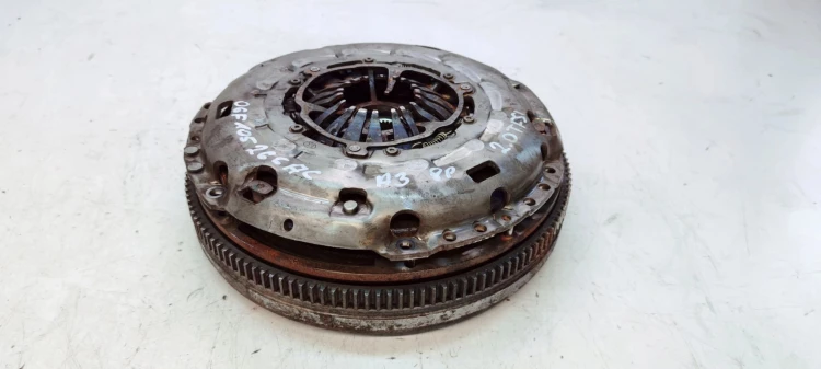 SPRZĘGŁO TARCZA DOCISK DWUMAS AUDI VW SEAT SKODA 2.0 TFSI 06F105266AC