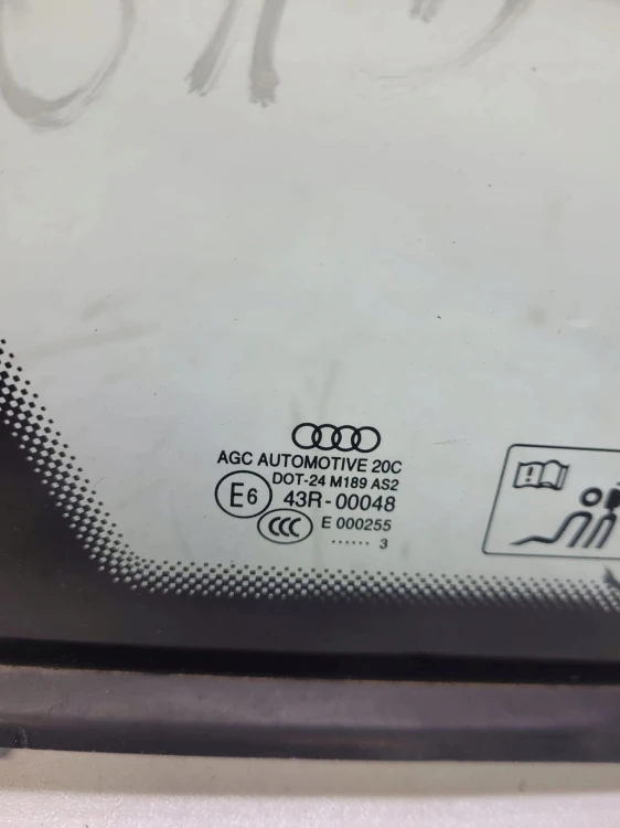 SZYBA KAROSERYJNA AUDI A4 B8 8K5 SEDAN CHROM LEWY TYŁ 2013R ORYGINAŁ !!!