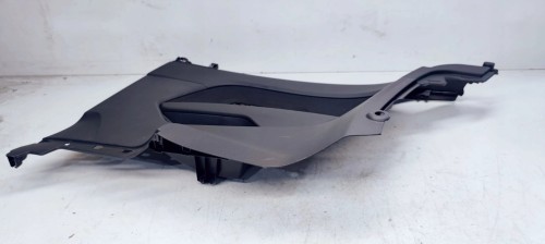 BOCZEK PRAWY TYŁ AUDI A3 8V 8V3867036 MATERIAŁ *14