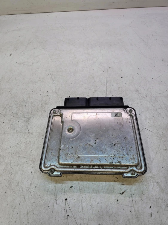 KOMPUTER STEROWNIK SILNIKA AUDI Q3 8U A1 8X 03L906018CM