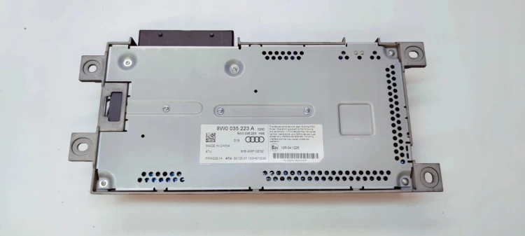 WZMACNIACZ BANG & OLUFSEN AUDI A4 A5 Q5 8W0035223A