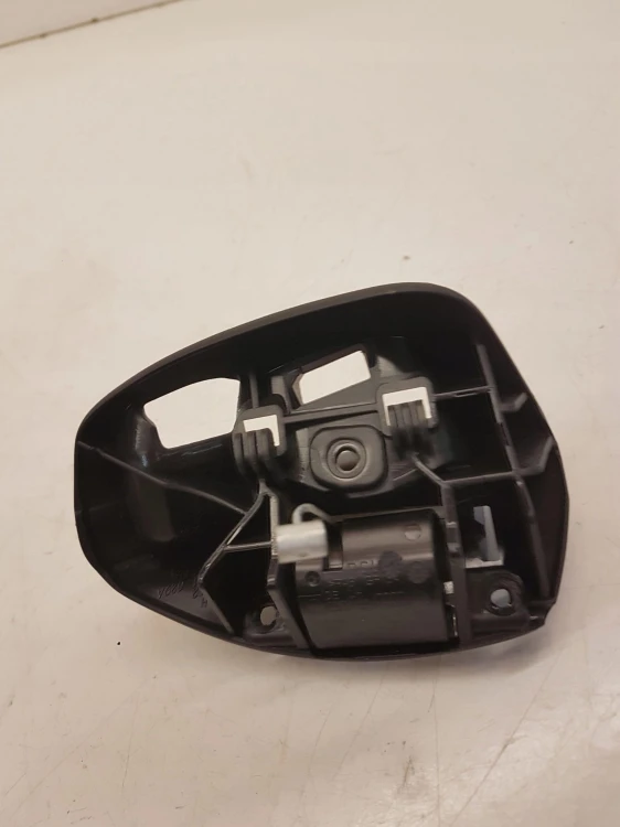 CIĘGNO FOTELA LEWE AUDI A5 8T0882617 8T0881633A