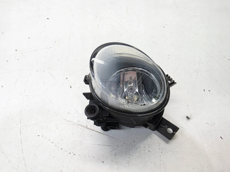 HALOGEN LAMPA PRZECIWMGIELNA LEWY PRZÓD AUDI A3 8P A4 B7 8E0941699C 1/25