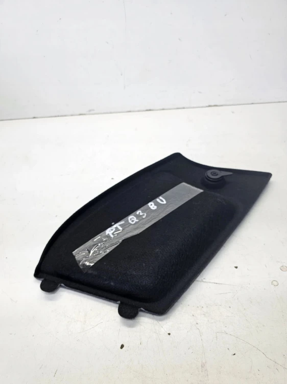 ZAŚLEPKA PÓŁKA BOCZKA BAGAŻNIKA PRAWA AUDI Q3 8U 8U0863880D